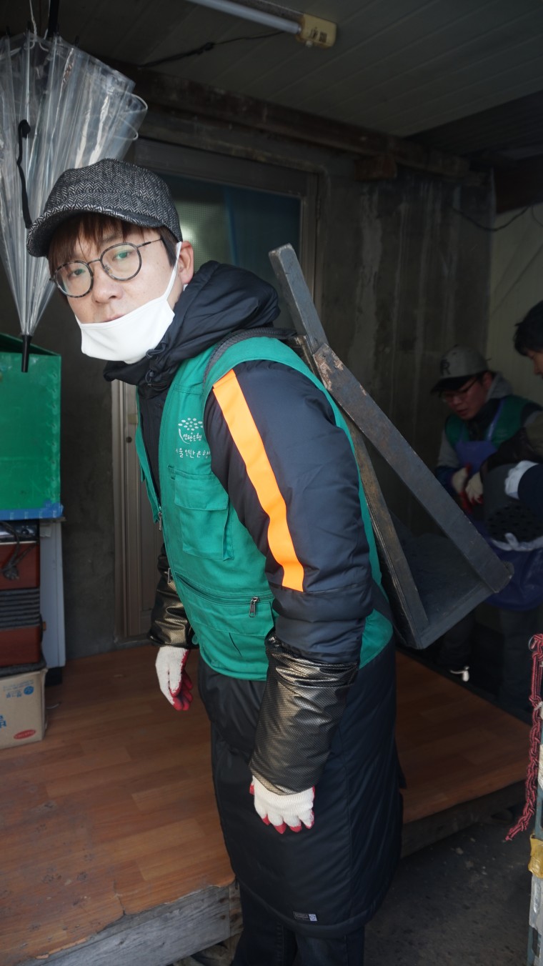 1963f8ea2b5ef55e41d5db99984e0ece_1425435